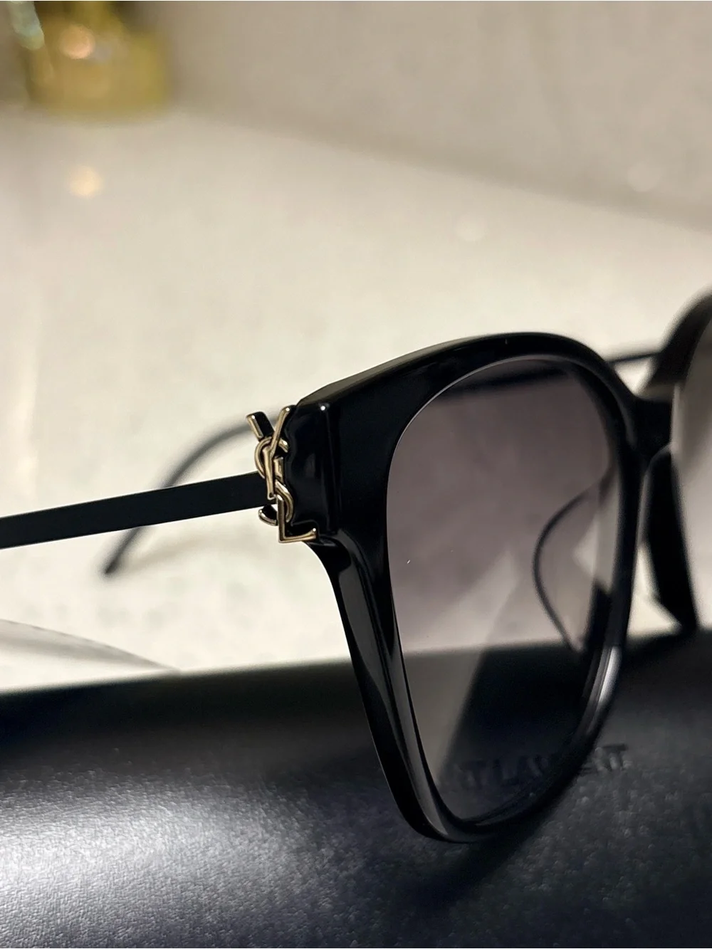 Saint Laurent Black Cat-Eye Sunglasses with Gradient Lenses SL M48S/K 002